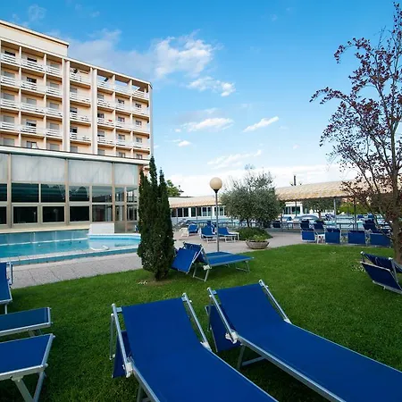ホテル Terme Antoniano 4*