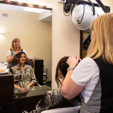 Terme Antoniano مونتيجروتو تيرمي