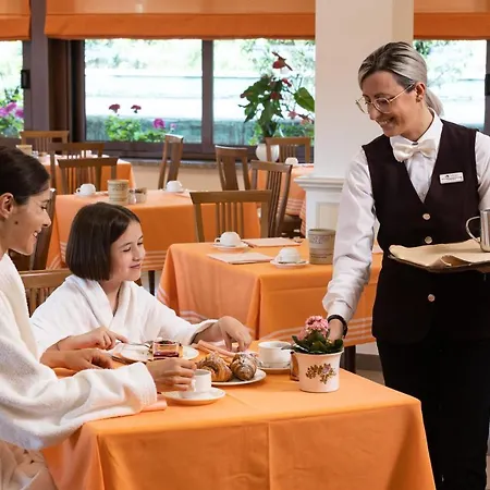 Terme Antoniano فندق 4*